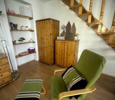 Pecs Apartment | Tavaszmező