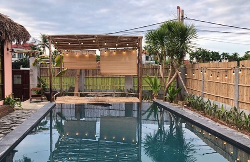 Cam Chau Villa | Tawny Tina Garden 7BR with Pool & Rice Field, Free Bfast & Bicycle