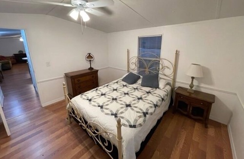 Okeechobee Cottage | TAYLOR CREEK RIVER COTTAGE by the boat ramp (UNIT 4) by RedAwning