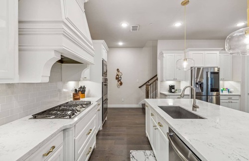 Allen House | TCH - Spacious 4bd/3.5ba home in Allen w/Workspace