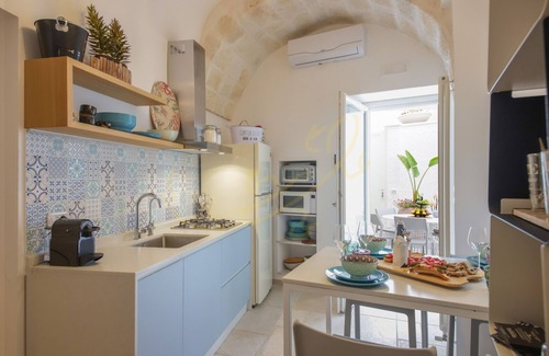 Centro Storico Apartment | TD Casa Marea Seaside View in Prime Location