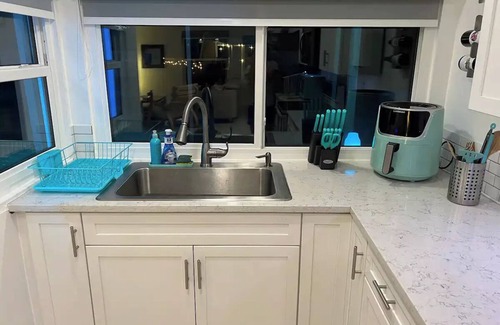 Englewood House | Teal Turtle House Englewood Shark Tooth Huntn