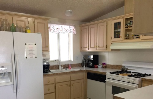 Tecopa House | Tecopa Sunrise. Best location In Tecopa