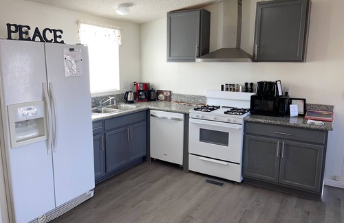 Tecopa Apartment | Tecopa Sunrise Perfect Location for your Death Valley Trip