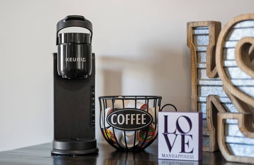 Manhattan House | Tee'd Up Colbert Hills at Home Stay MHK