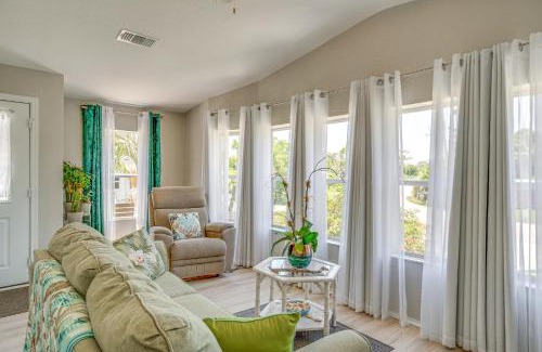 Grove City House | Tee Off and Soak Up Sun! Airy Englewood Gem with Yard