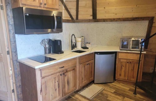New Hope Cabin | TeePee at Paradise Point with a hot tub, fire pit, & grill!