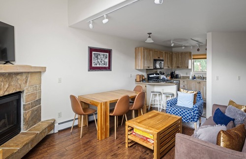 Telluride Apartment | Telluride Resort View at Double Diamond, Ski-in/out, mountain views and hot tub!