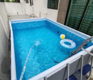 Tersusun Pundut House | Teluk Batik 17ParadiseHome Private Pool Karaoke Snooker BBQ 15pax