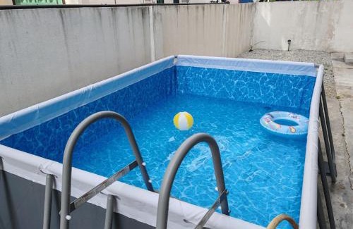 Tersusun Pundut House | Teluk Batik 17ParadiseHome Private Pool Karaoke Snooker BBQ 15pax