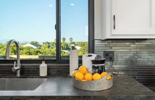 Temecula House | Temecula Wine Country Pool Spa,BEST LOCATION,VIEWS,Citrus Grove,Hot Air Balloons