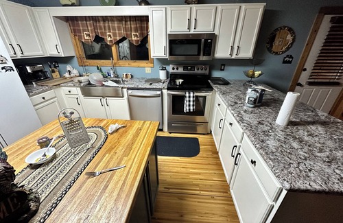 Townsend Cabin | Tennessee's Finest Smoky Mountain Vacation Rental Getaway!