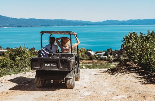 Tata Beach Cabin | Tent Kānuka - Luxury Eco Glamping with your own electric Buggy