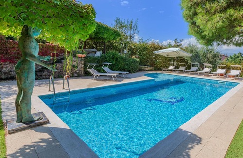 Ascoli Piceno Villa | Tenuta Rosara, ancient farmhouse and villa with private pool and jacuzzi, just 5 km from Ascoli Pice