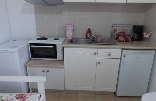 Analipsi Apartment | TEO 3. 1minute to the sunny beach