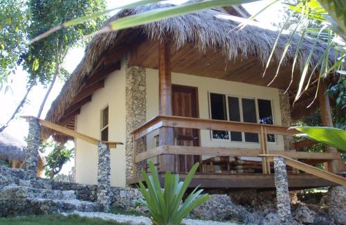 Logon Resort | Tepanee Beach Resort