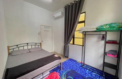 Kampung Rambutan Rendang Apartment | Teratak Zaa D’Homestay