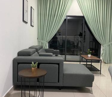 Batu Buruk Apartment | Terengganu Dreamscapes at Icon Residence, Spacious with Nature View