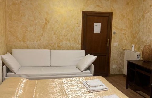Rione XVIII Castro Pretorio House | Terminal guest houst 2