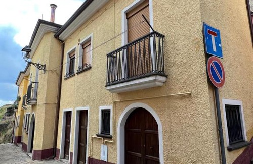 Sasso di Castalda House | Terra del Sasso Guest House
