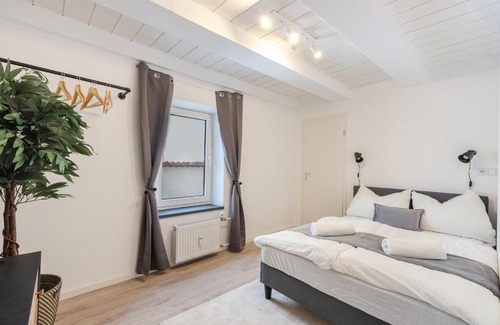 Rechts der Wertach Apartment | Terrace apartment with 5 rooms, Whirlpool and BBQ
