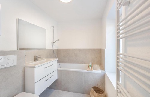 Rechts der Wertach Apartment | Terrace apartment with 5 rooms, Whirlpool and BBQ