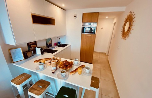 Le Grau-Du-Roi Apartment | Terrasse ensoleillée : appartement 1 chambre 1 cabine vue mer terrasse