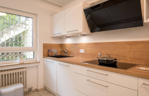 Lahnstein auf der Hohe Apartment | Terrassenwohnung am Kurpark by Interhome