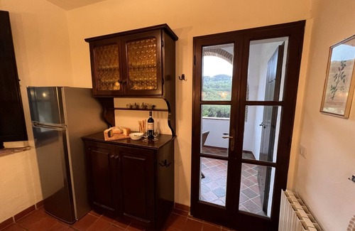 Castagneto Carducci Apartment | "Terrazza" apartment in a country house, garden, sea view 6 km to the sea