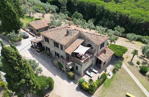 Castagneto Carducci Apartment | "Terrazza" apartment in a country house, garden, sea view 6 km to the sea