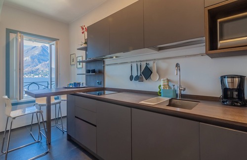 Bellagio Apartment | Terrazza Mazzini Stylish con vista lago