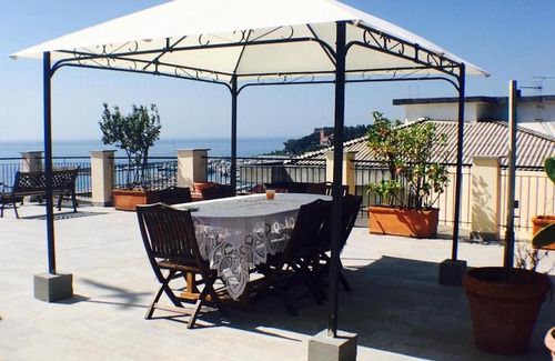 Varazze Apartment | Terrazza sulla Riviera Ligure