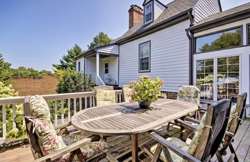 Midlothian House | Terre Haute Manor Farmhouse w/Gardens & Deck!