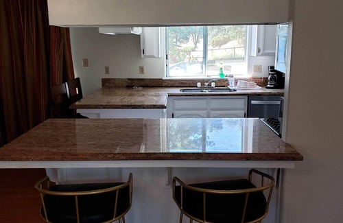 Coarsegold Villa | Terrific 10-bedroom 6 bath villa with 14 bed in Coarsegold