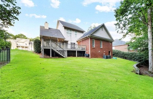 Grove Hill House | Terrific 5-bedroom home in Auburn, close to campus!