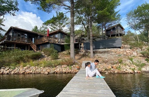 Georgian Bay Cottage | Terrific cottage at the lakeside, relax and cozy.
