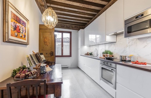 Castello Apartment | Tesori di Celestia