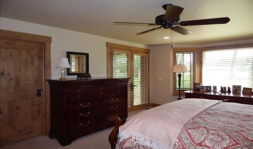 Jackson Hole House | Teton View Cabin