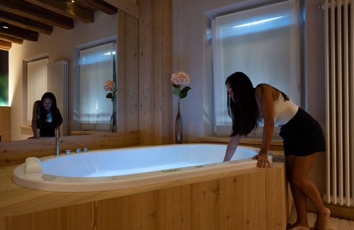 Chies d'Alpago Bed & Breakfast | TEVERONE SUITES & WELLNESS - Camera Civetta