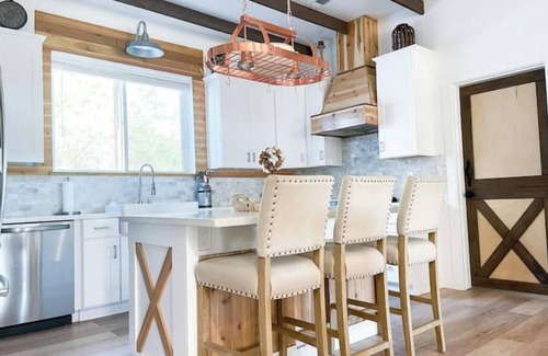 Liberty Hill Apartment | Texas Ambience at the Barn and Silon
