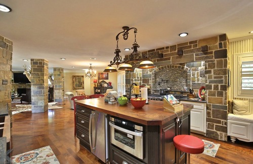 Elmwood Area House | Texas Style Elegance and Class