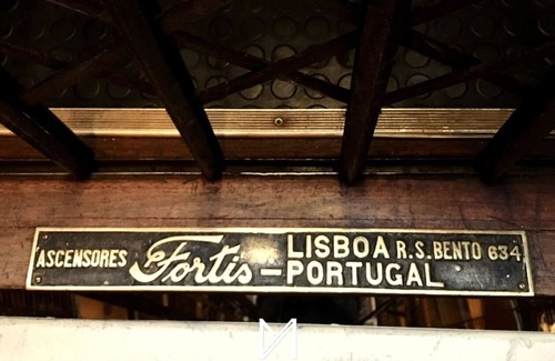 Sao Joao de Deus Apartment | That Place for U - Suite Vintage Double