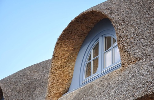 Zierow House | Thatched cottage in the bay of Wismar