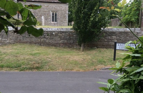 Owermoigne Cottage | Thatched Mid Terraced Cottage