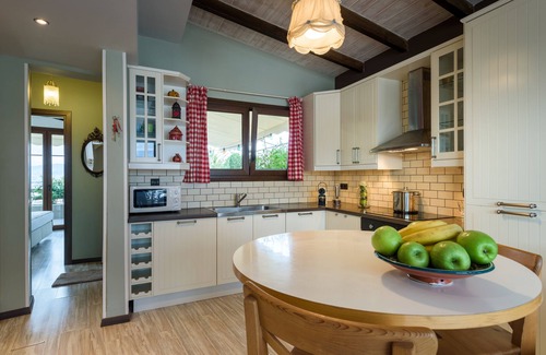 Psirri Apartment | The 1 and only Acropolis penthouse!