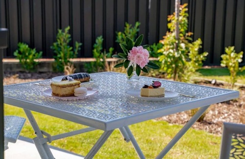 Albert Town House | The 1 With The View S