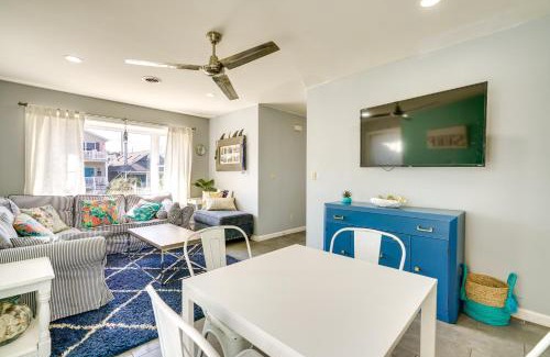 Lake Como House | The 1818 Home with Porch and Grill - 1 Mi to Beach!