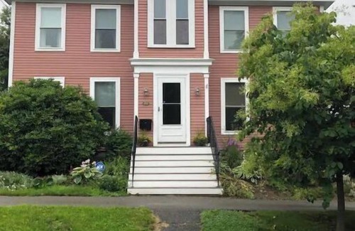 Bangor House | The 1830 Guest House