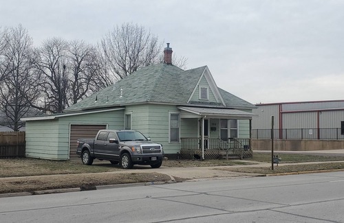 Iola House | The 1860 - Your family will be close to everything when you stay at here.
