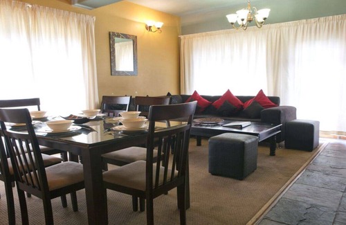 Hlotse House | The 3 Star River Lodge